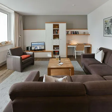 Haus Am Park 6 *