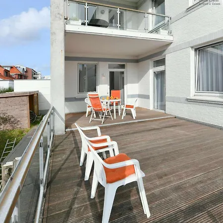 Apartment Haus Am Park 6 *