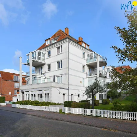 Haus Am Park 6 *