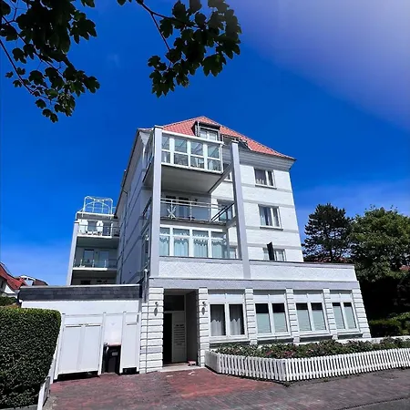 Apartment Haus Am Park 6 *